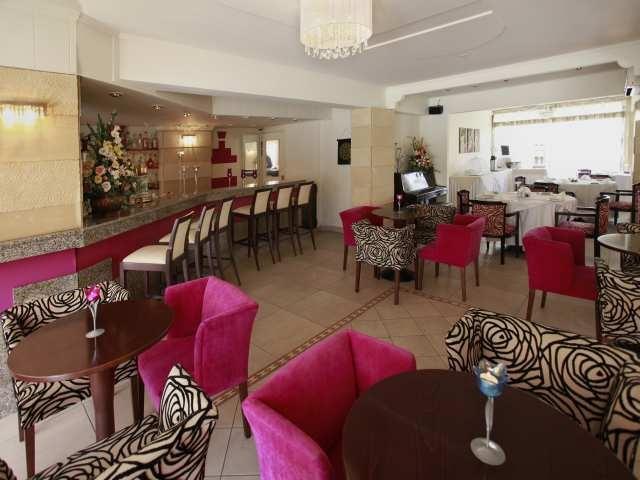 Jasmine Hotel Apartments Limassol Exterior photo